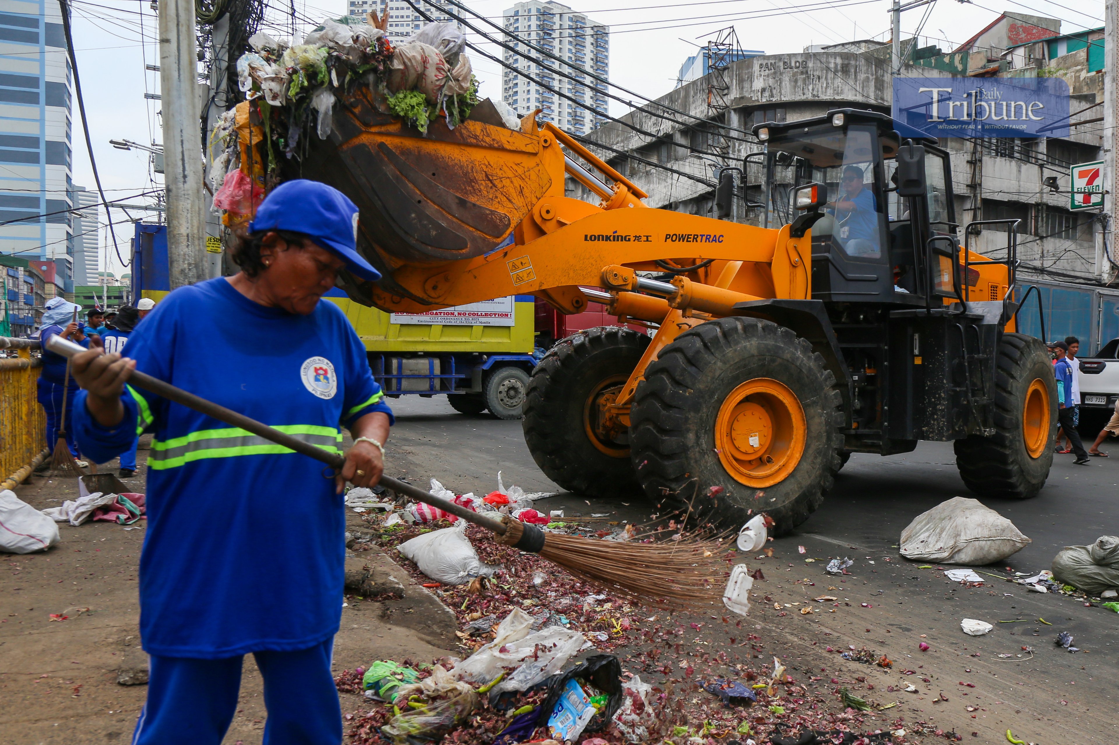 Heavy equipment removes mounds of trash at a portion of Recto Avenue in the City of Manila on 26 June 2025. Photos of uncollected garbage in various streets of Manila have been circulating for days already.

At least 10,000 tons of garbage are generated in Metro Manila every day, posing a great challenge among local government units in implementing solid waste management and proper waste disposal.