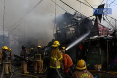 Fire guts homes in San Andres Bukid
