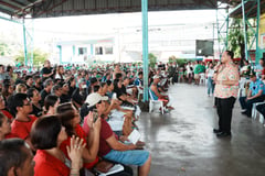 1,815 Sasmuan residents receive aid