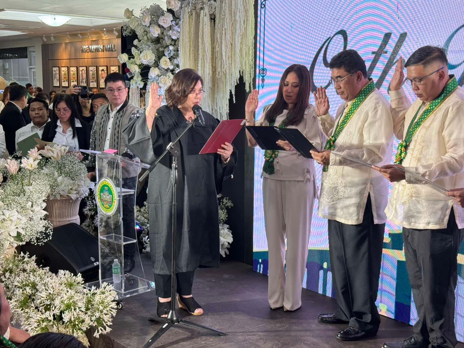 Alelee Aguilar takes oath as Las Piñas’ no. 1 councilor