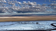 Snow cloaks world’s driest desert