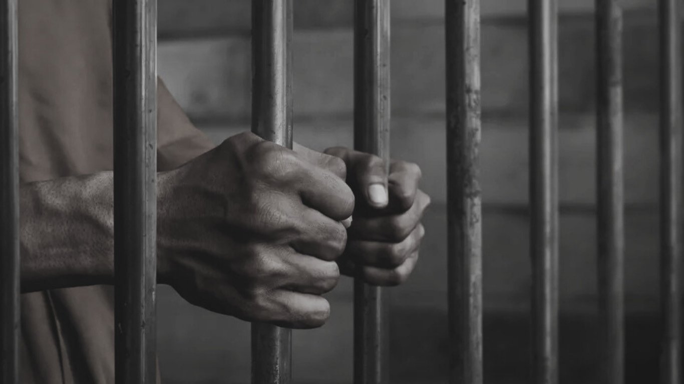 Woman survives stabbing during robbery in Taytay, Rizal