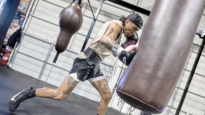 Barrios struggles finding Pacquiao clones
