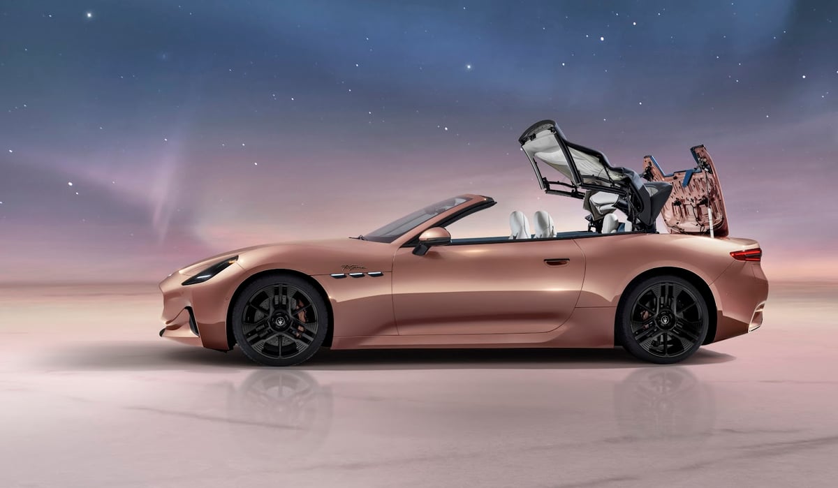 THE GranCabrio Folgore makes a quiet entrance, with its soft-top roof folding away as effortlessly as its 761-hp electric drive delivers speed.