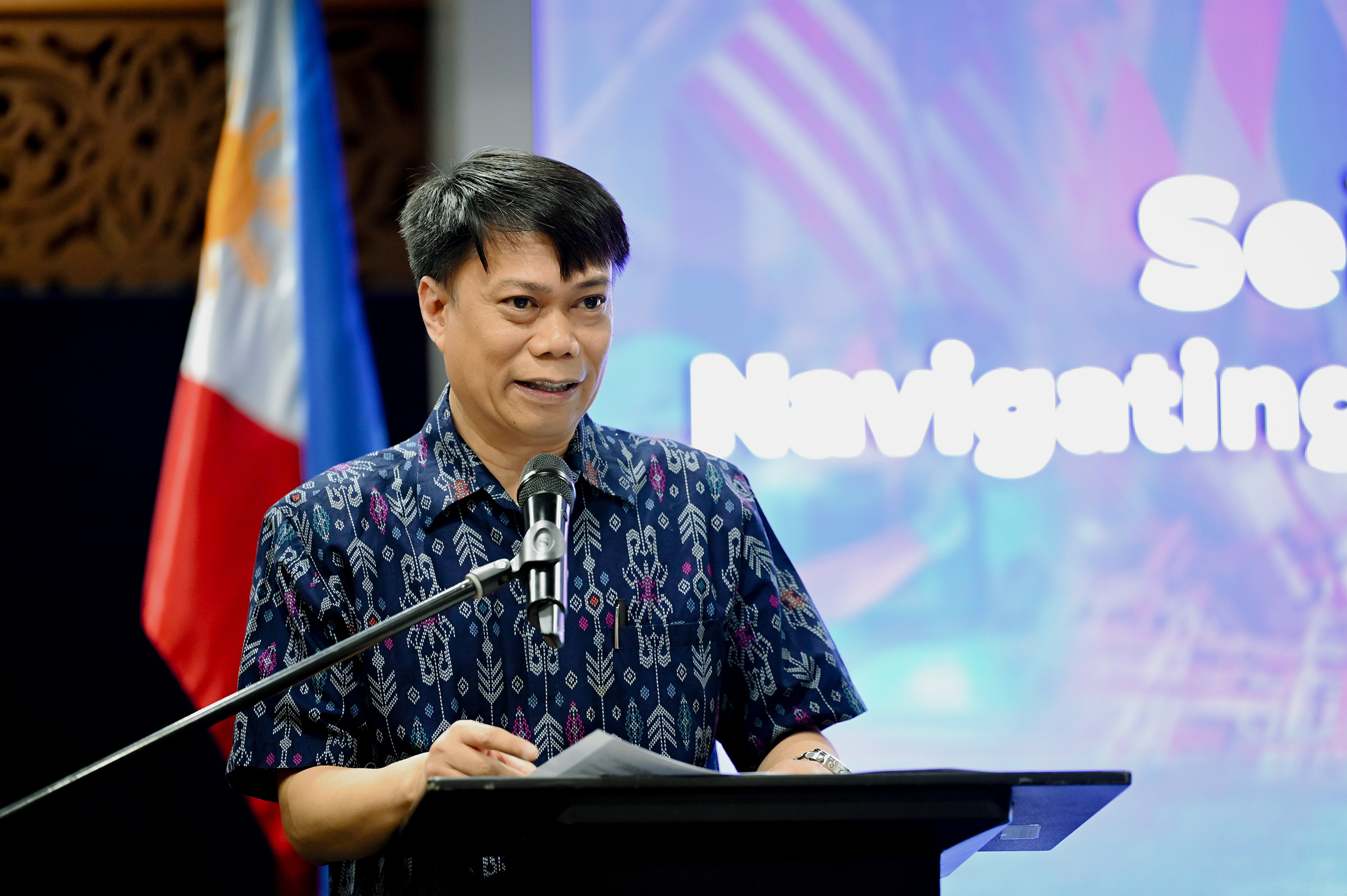 BSP: Economy will weather trade row