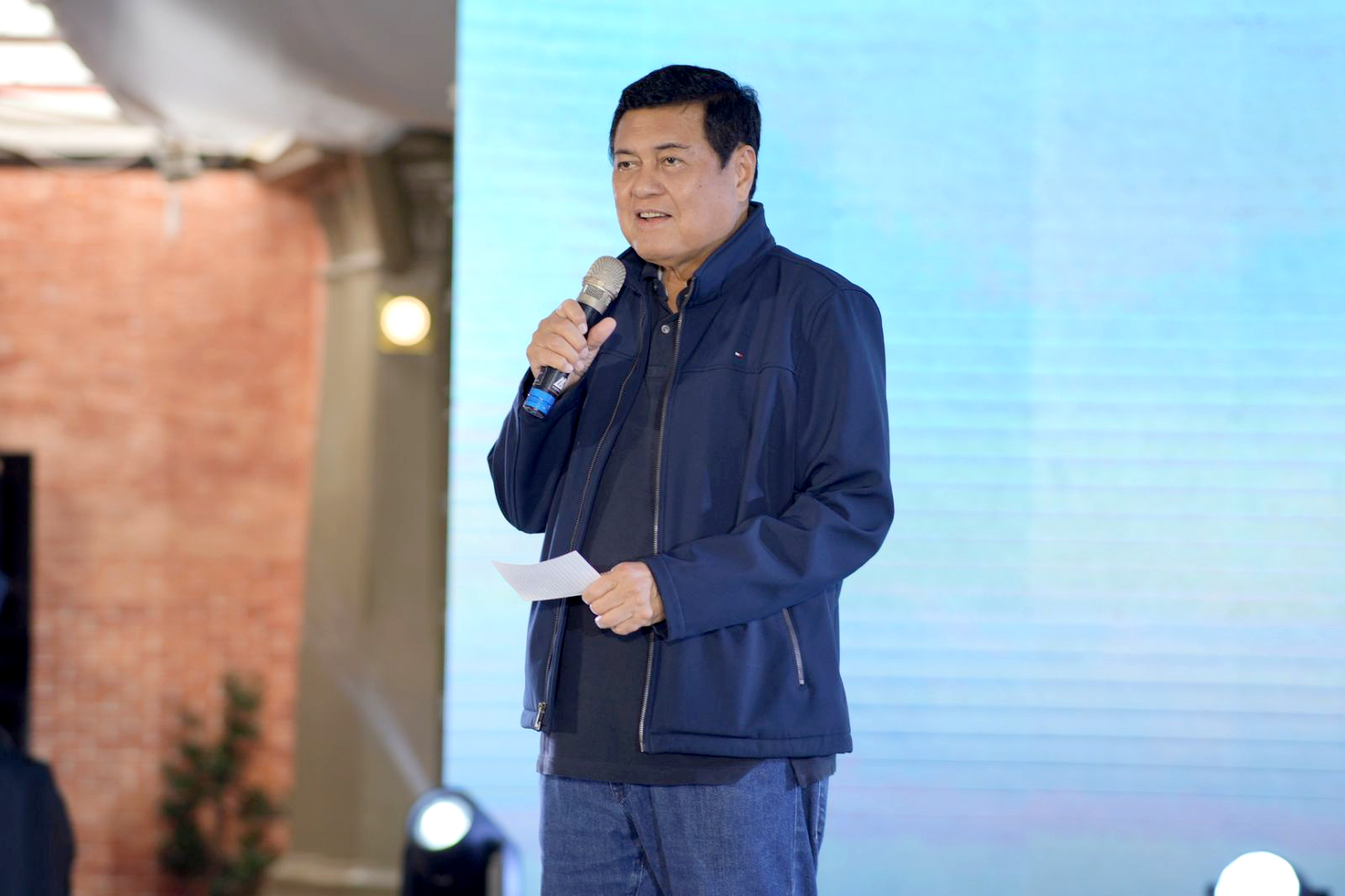 Empire builders: Tycoons shape economy, nation