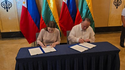 Phl, Lithuania sign landmark defense pact