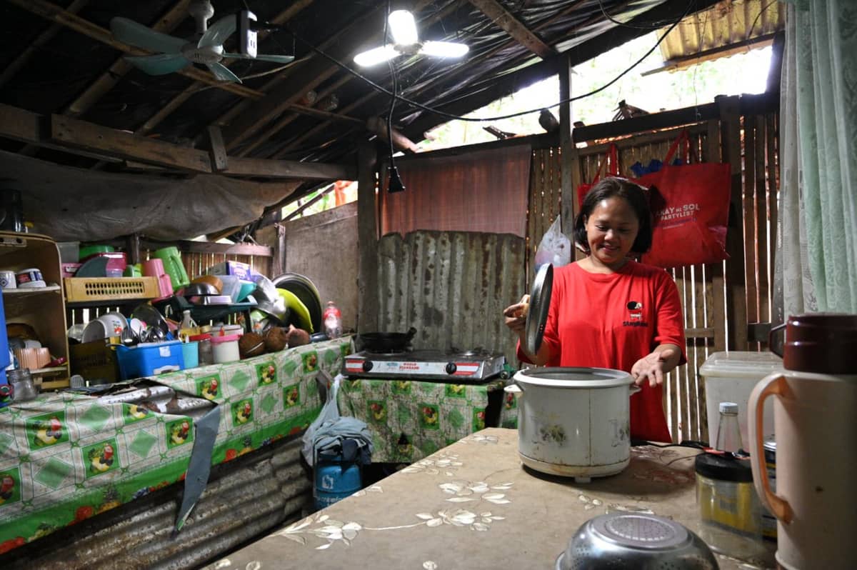 ENERGIZING homes and communities. Through its Household Electrification Program that started in 2011, One Meralco Foundation has energized more than 79,000 households, contributing to the national government’s aim of 100 percent nationwide electrification in the Philippines by 2028.