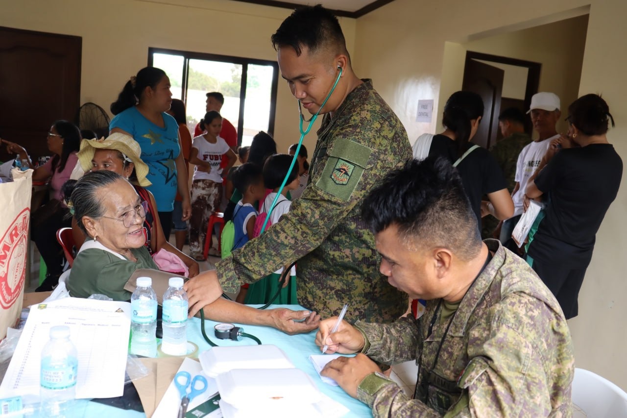 Over 370 benefit from Serbisyo Caravan in rebel-cleared village