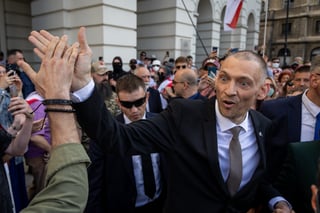 Belarusians hope for more prisoner releases
