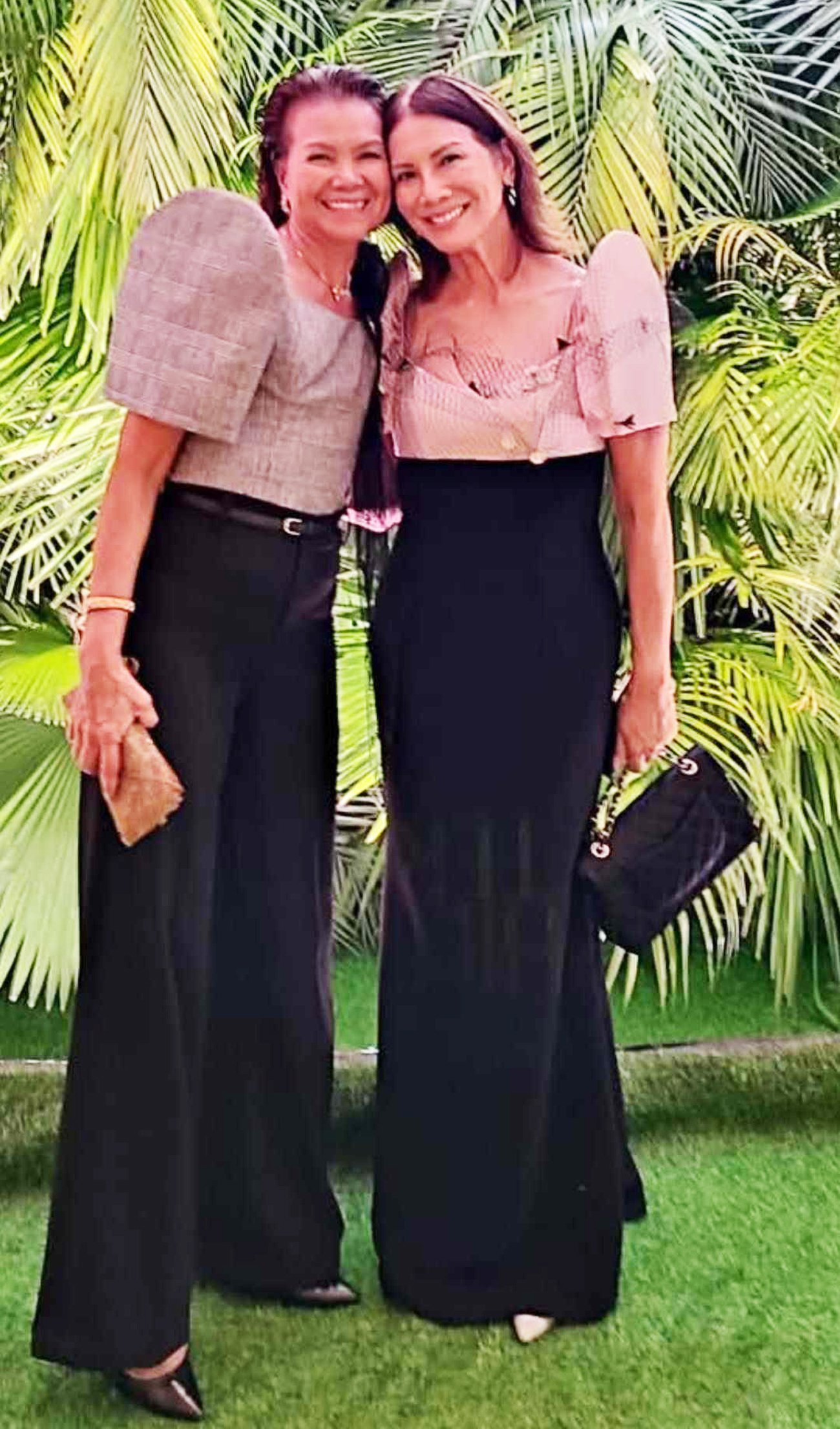 Rose Hennessy and Bernie Aboitiz, both in Jun Escario.