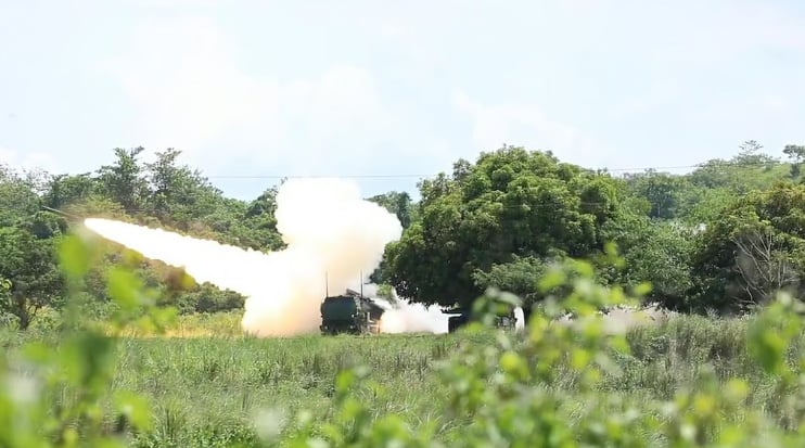 Phl, U.S. armies test fire HIMARS