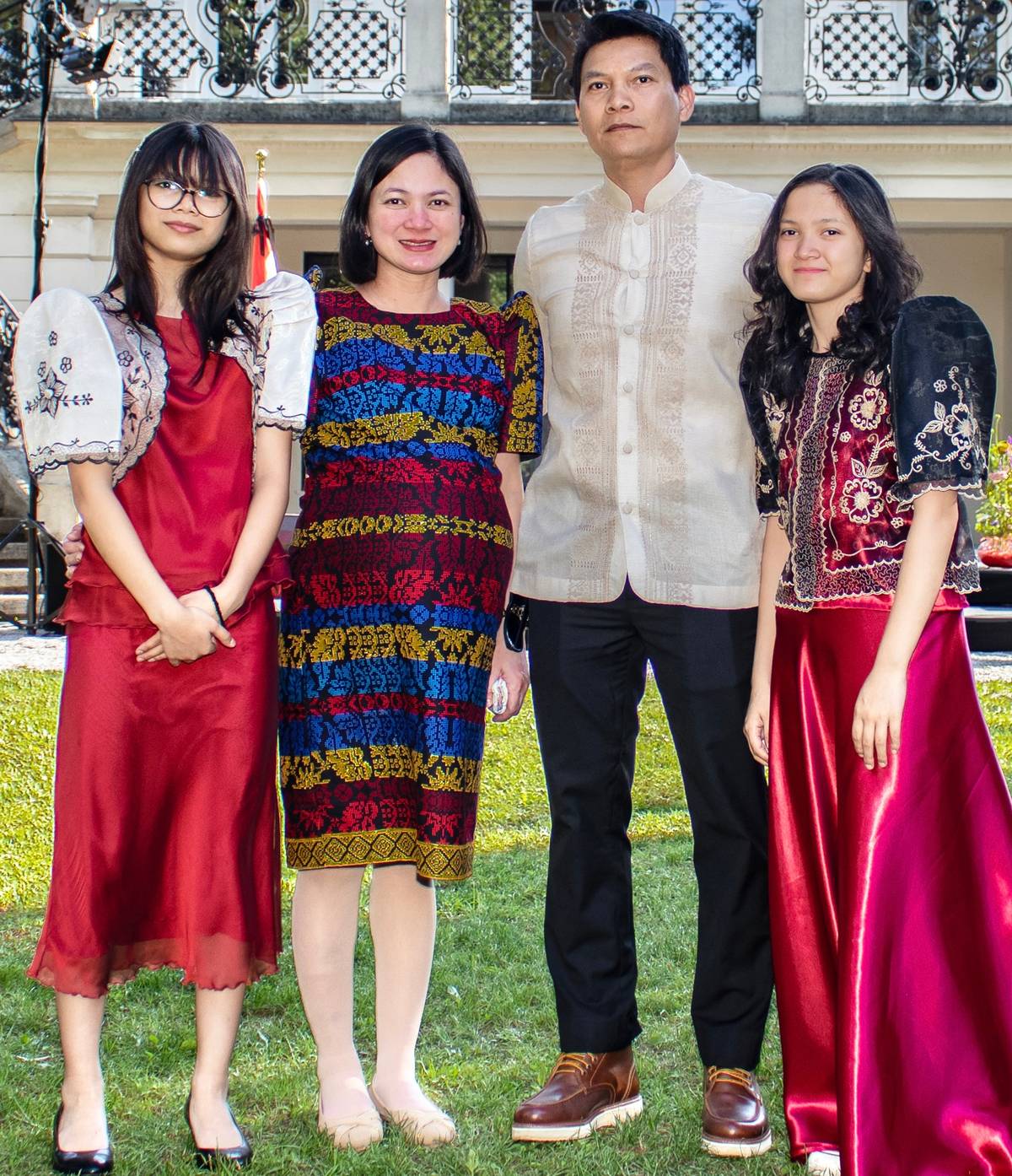 The embassy’s Finance Officer, Mrs. Louribelle Quiñones, with husband Norman and daughters Lianne and Lexine.