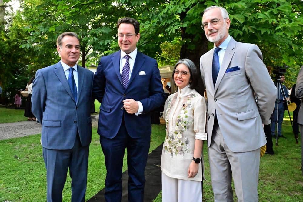 Guatemala Ambassador Jorge Skinner-Klee, Austria’s Chief of Protocol Ambassador Maximilian Hennig, Ambassador to Austria H.E. Evangelina A. Bernas, and Argentina Ambassador Gustavo Zlauvinen.