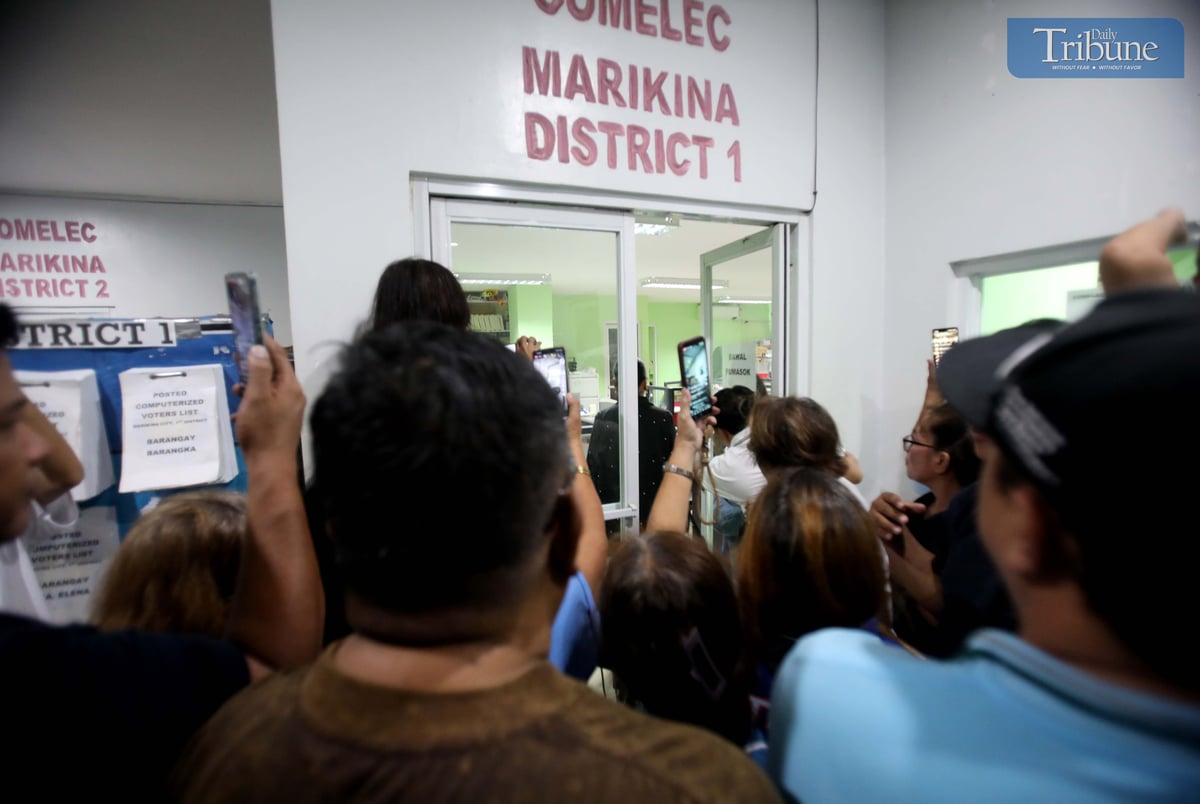 Hundreds of supporters of newly elected Marikina 1st District Representative Marcy Teodoro gathered outside the Marikina Comelec office on Tuesday, awaiting his official proclamation following the final and executory order from the Comelec en banc