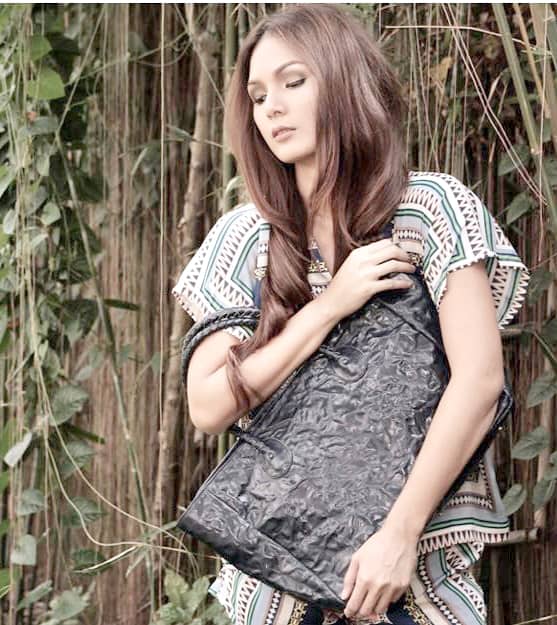 Girlie Benitez: April 2015