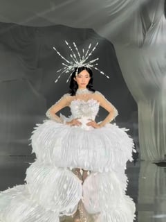 Maymay Entrata walks for Ehrran Montoya