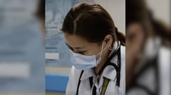 Nursing student thanks Kuya Bong 
for support