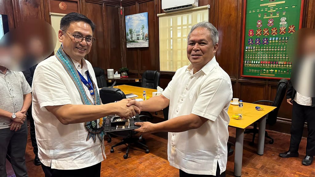 Munti mayor, BuCor discuss access
road issue resolution