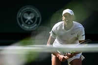 Young Oliver won’t turn pro