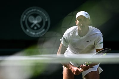 Young Oliver won’t turn pro