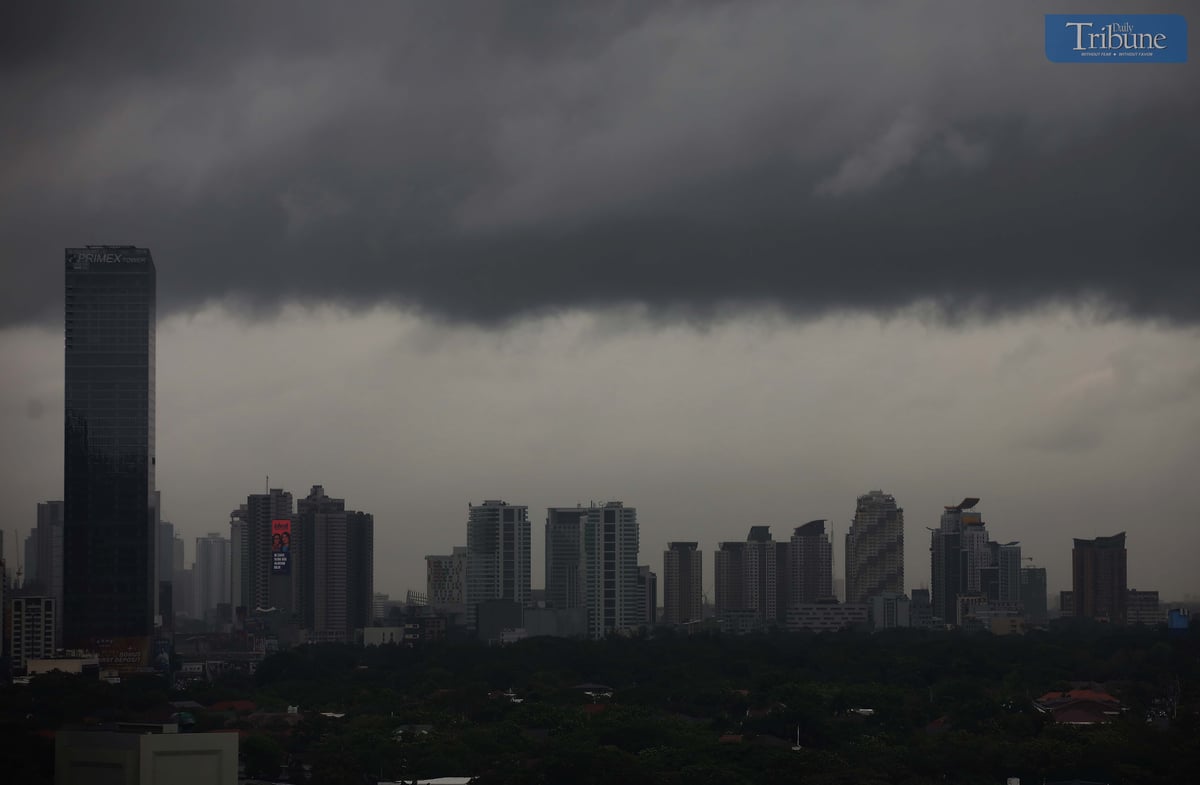 (JULY 3, 2025) Dark weather experienced here in Quezon City due to the weather conditions as state weather bureau Philippine Atmospheric, Geophysical and Astronomical Services Administration (PAGASA) said A Low Pressure area LPA inside the Philippine Area of Responsibility (PAR) has a "MEDIUM" potential to develop into a tropical depression within the next 24 hours. on Thursday July 3 2025. Photo/Analy Labor
