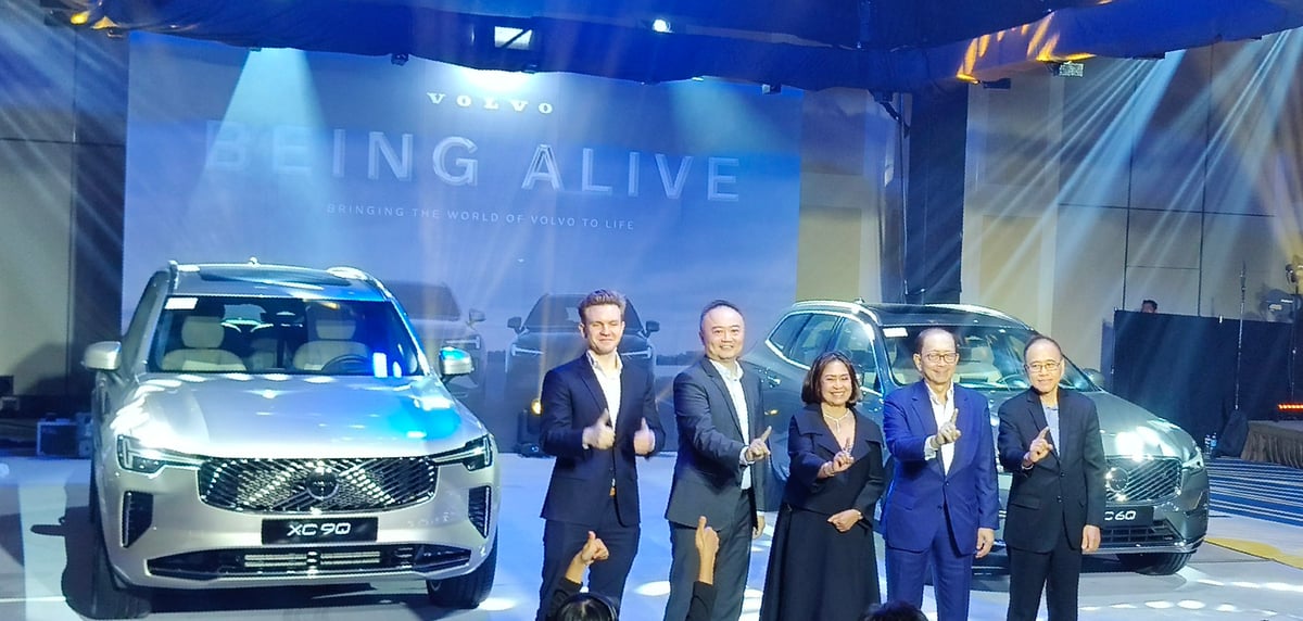 EXECUTIVES from Volvo Philippines and Volvo Asia-Pacific mark the start of a new chapter in sustainable mobility.