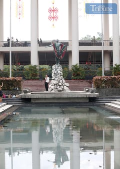 UP graduates celebrate milestone at the Oblation