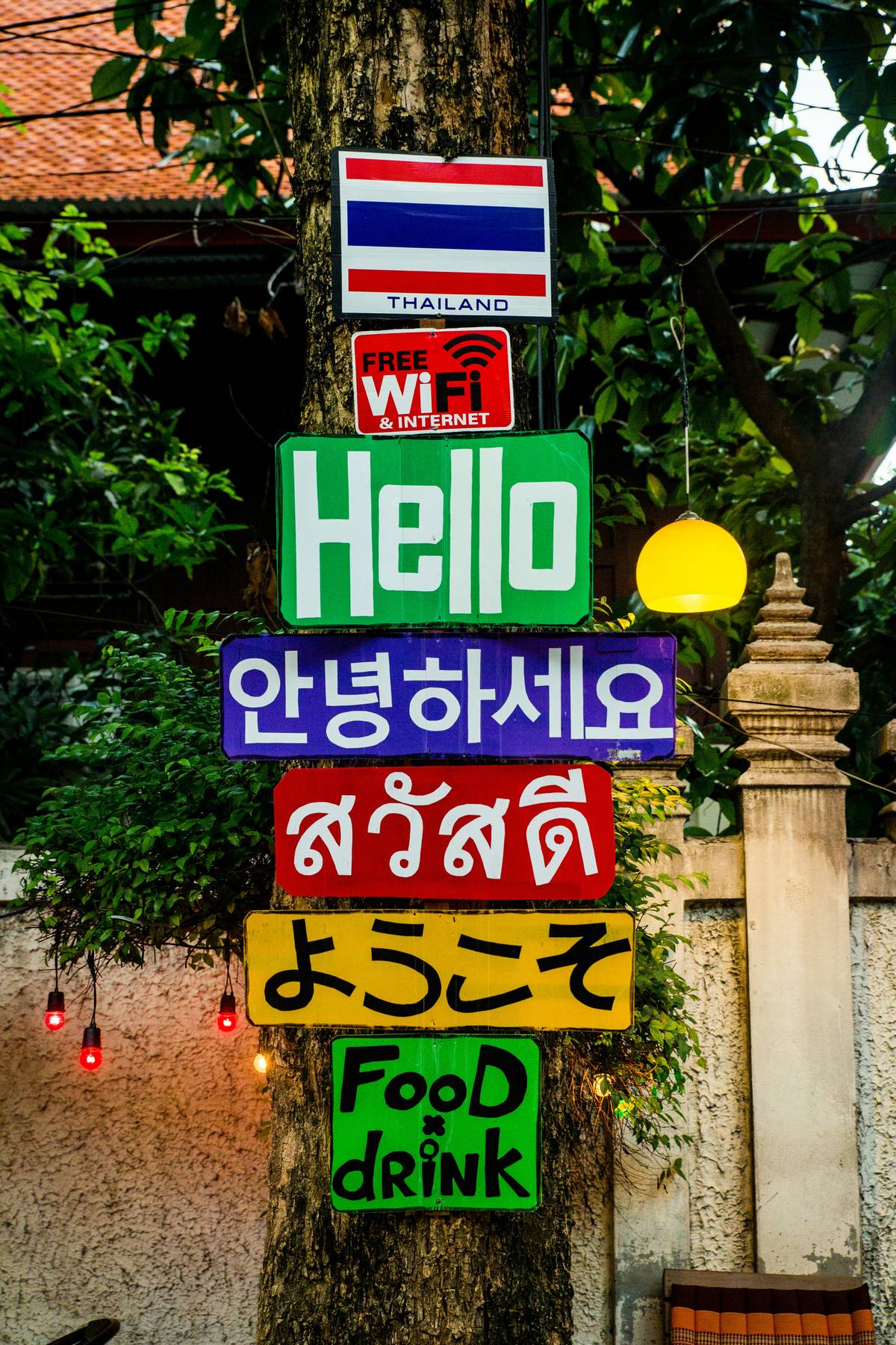LEARNING a language while traveling sitmulates the brain.