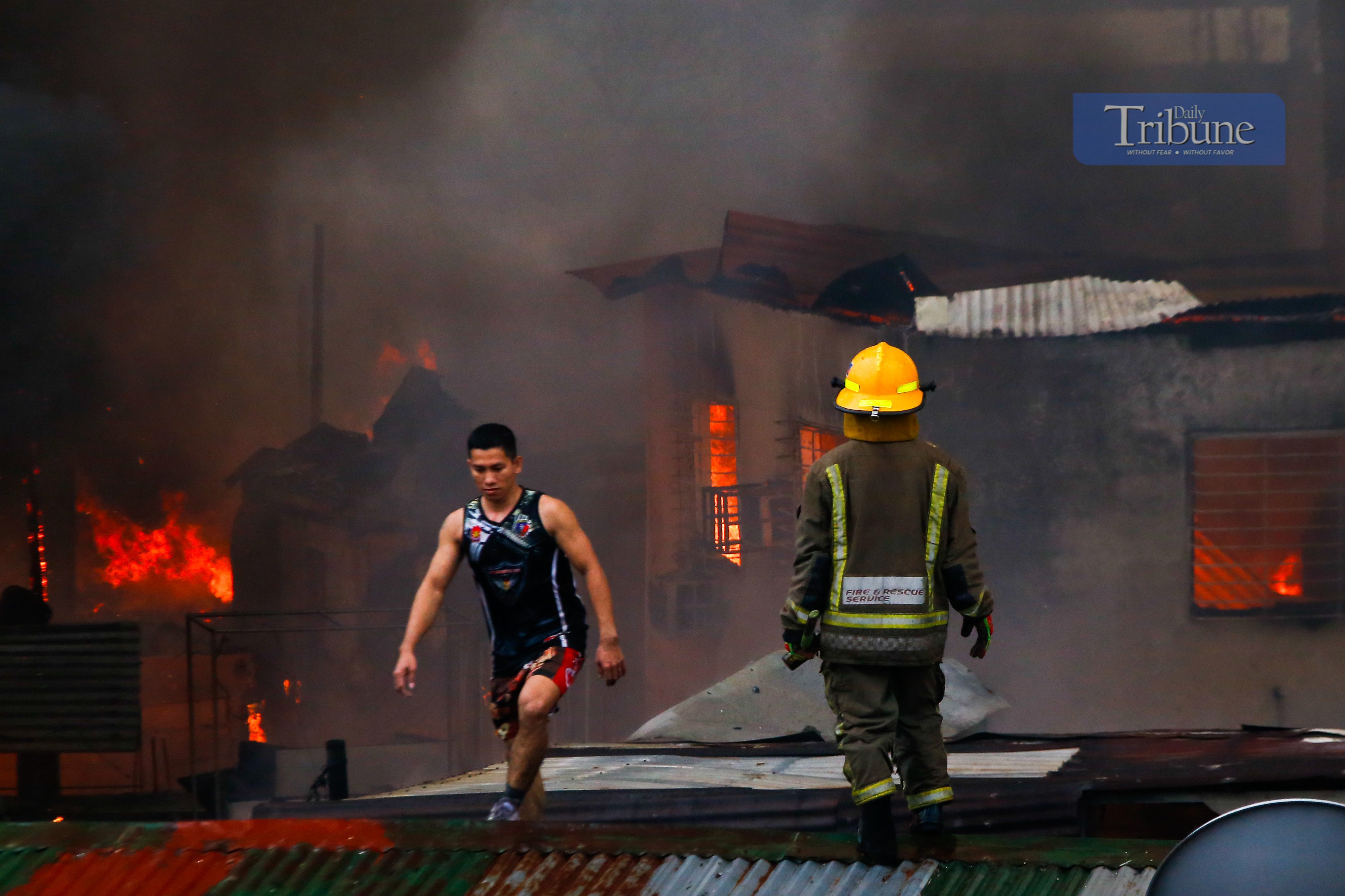 Fire hits residential community in Mandaluyong City