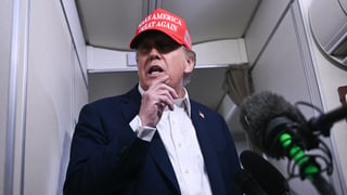 Trump hints Russia sanctions 
