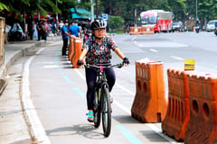 Fuel spike pushes Metro commuters to bikes, public transport