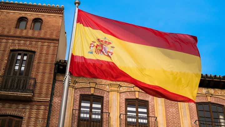 Spain parliamentarians barred from hiring sex workers
