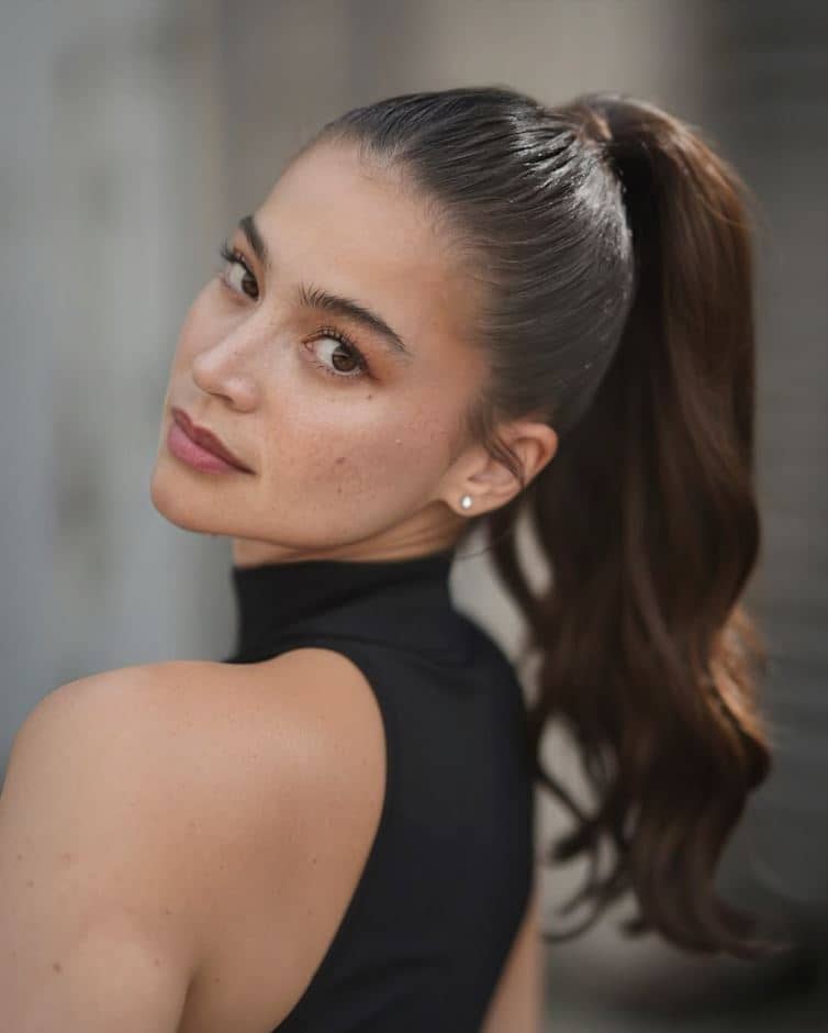 ANNE Curtis stars in the local adaptation of the K-drama 'It's Okay to Not Be Okay.'