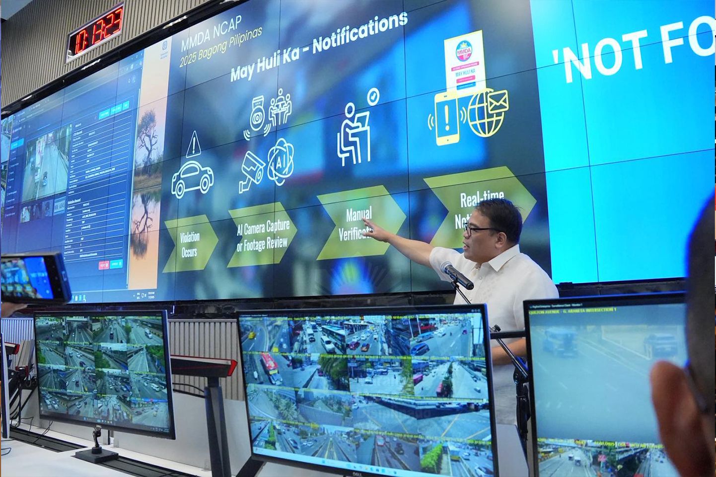 The Metropolitan Manila Development Authority has launched on Monday the real-time short message service and email notifications for the No Contact Apprehension Policy.