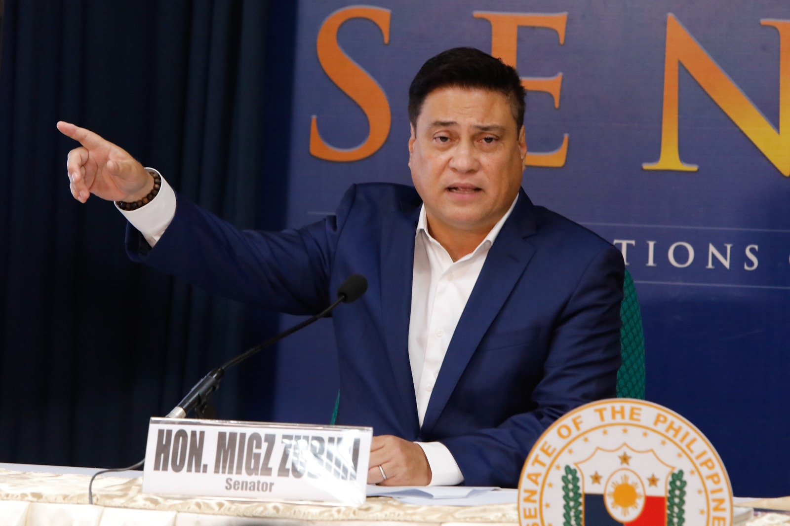 Zubiri slams predatory online lending rates, pushes BSP regulations