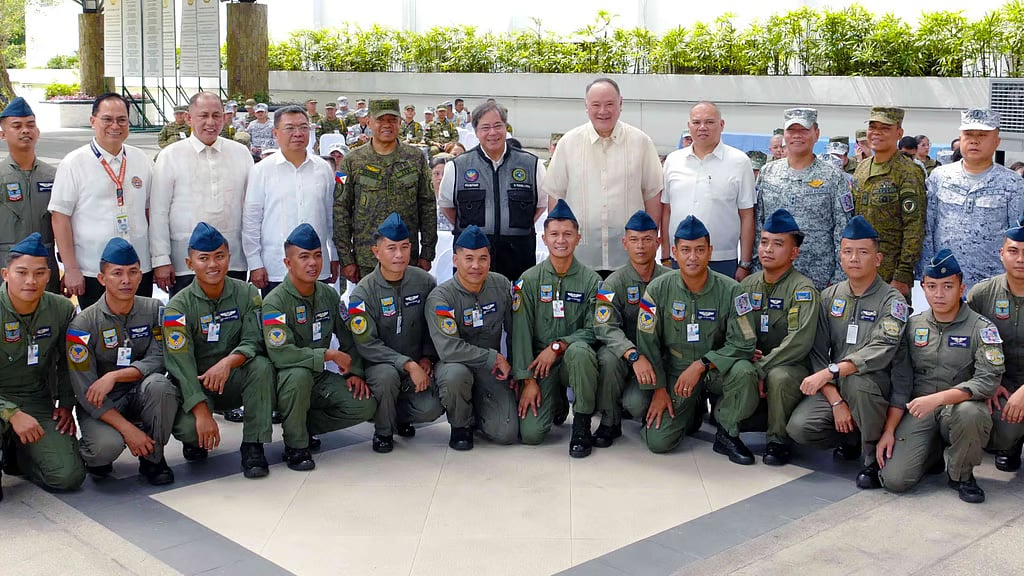 PAGCOR hands Myanmar relief, rescue team P6.9-M incentive