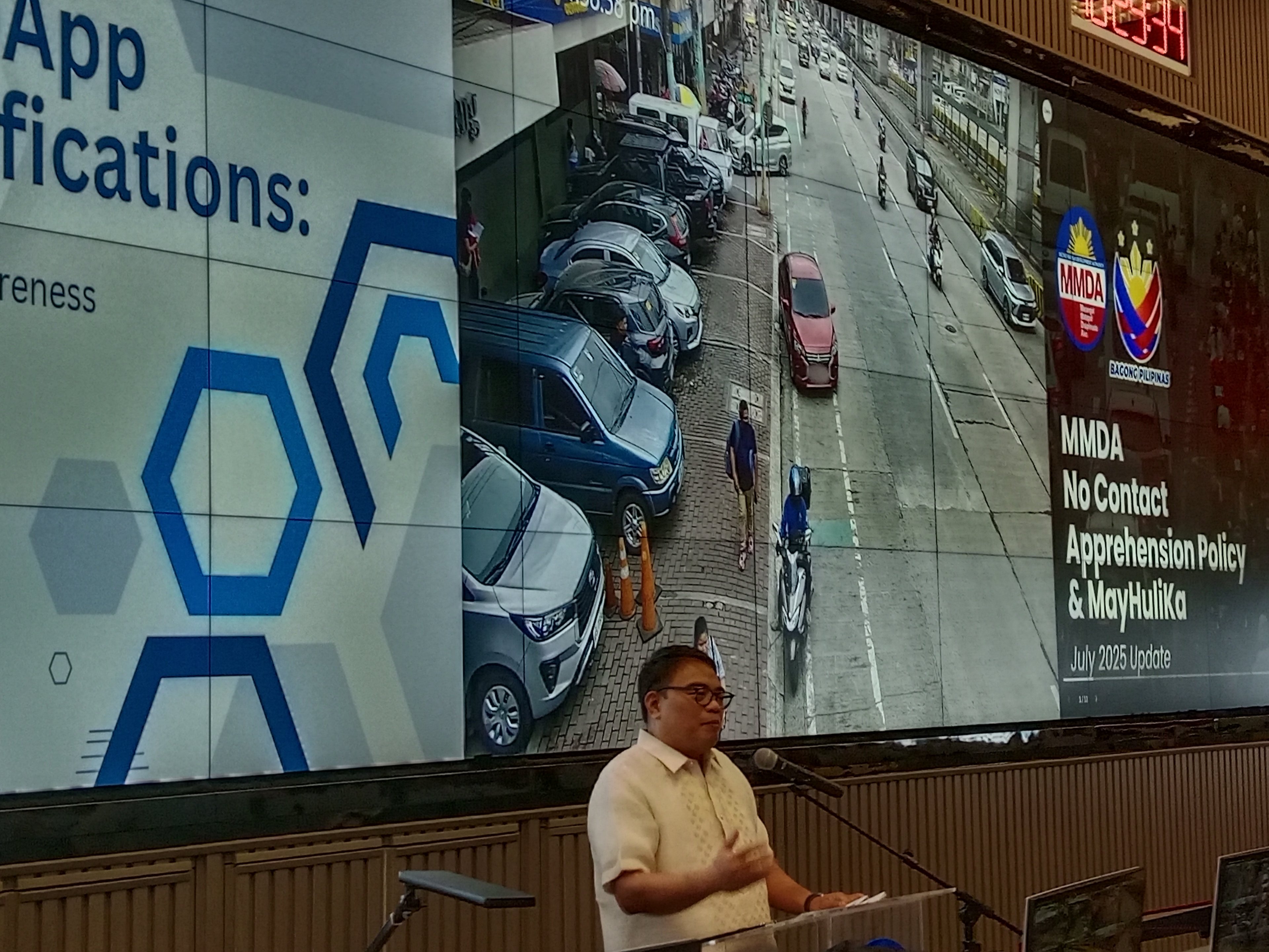 MMDA: No-contact violators to get instant SMS, email notifications