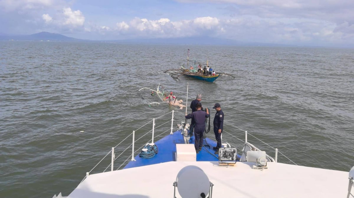 2 missing Bataan fishermen rescued