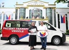 PCSO turns over patient vehicle to Las Piñas