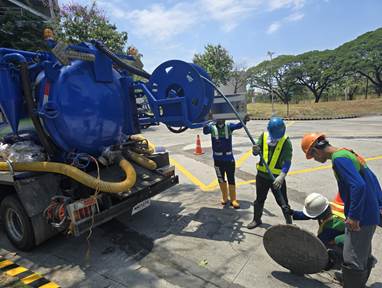 Maynilad ramps up sewer cleanup to help ease floods during rainy season