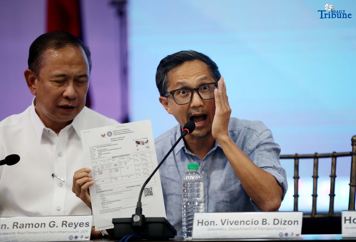 (July, 10 2025) In line with the vision of President Ferdinand Marcos Jr. to shift all government transaction in the digital platform, Dotr secretary Vince Dizon and dict secretary Henry Aguda lead dotr asec Dioscoro Reyes, dotr usec Ramon Reyes, dict usec David Almirol and lto acting asec Greg Pua launch the LTO’s online driver’s license renewal system at the LTO main office in Quezon City on Thrusday, July 10, 2025. Photo/Analy Labor