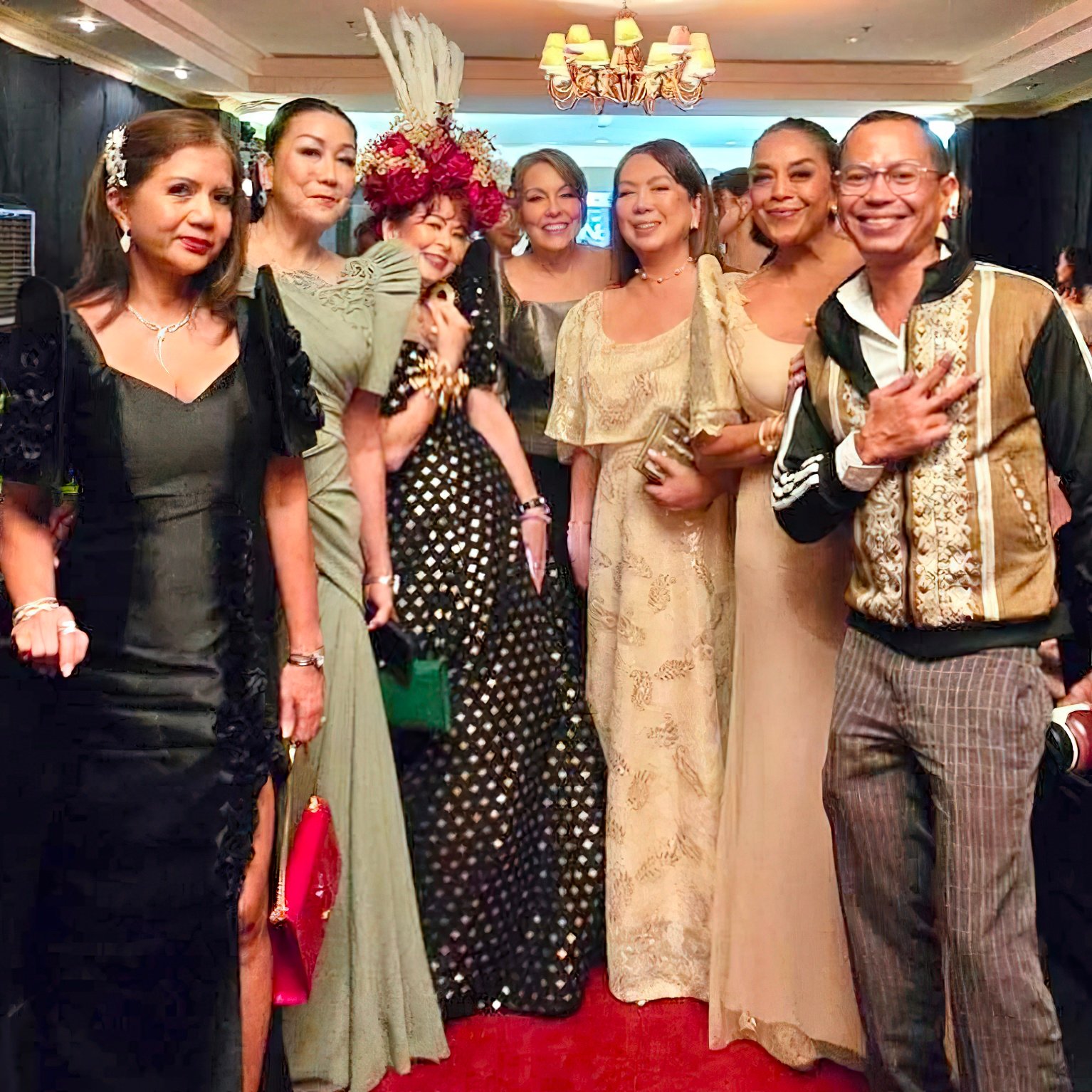 Perl Arienza, Frances Siao, Tessa Prieto, Alice Woolbright, Iris Arcenas, June Alegrado and Butch Carungay.