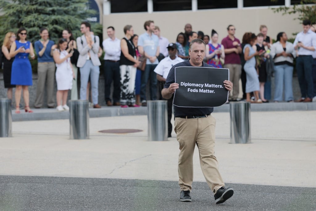 U.S. State Department begins mass layoffs