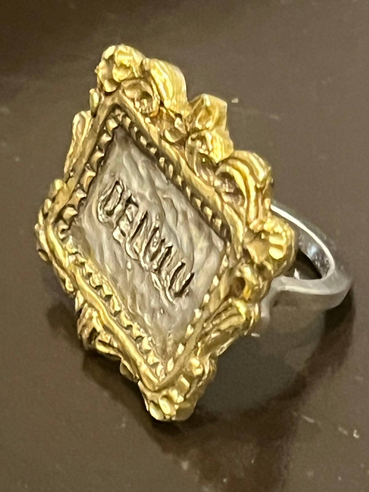 ENGRAVED signet
