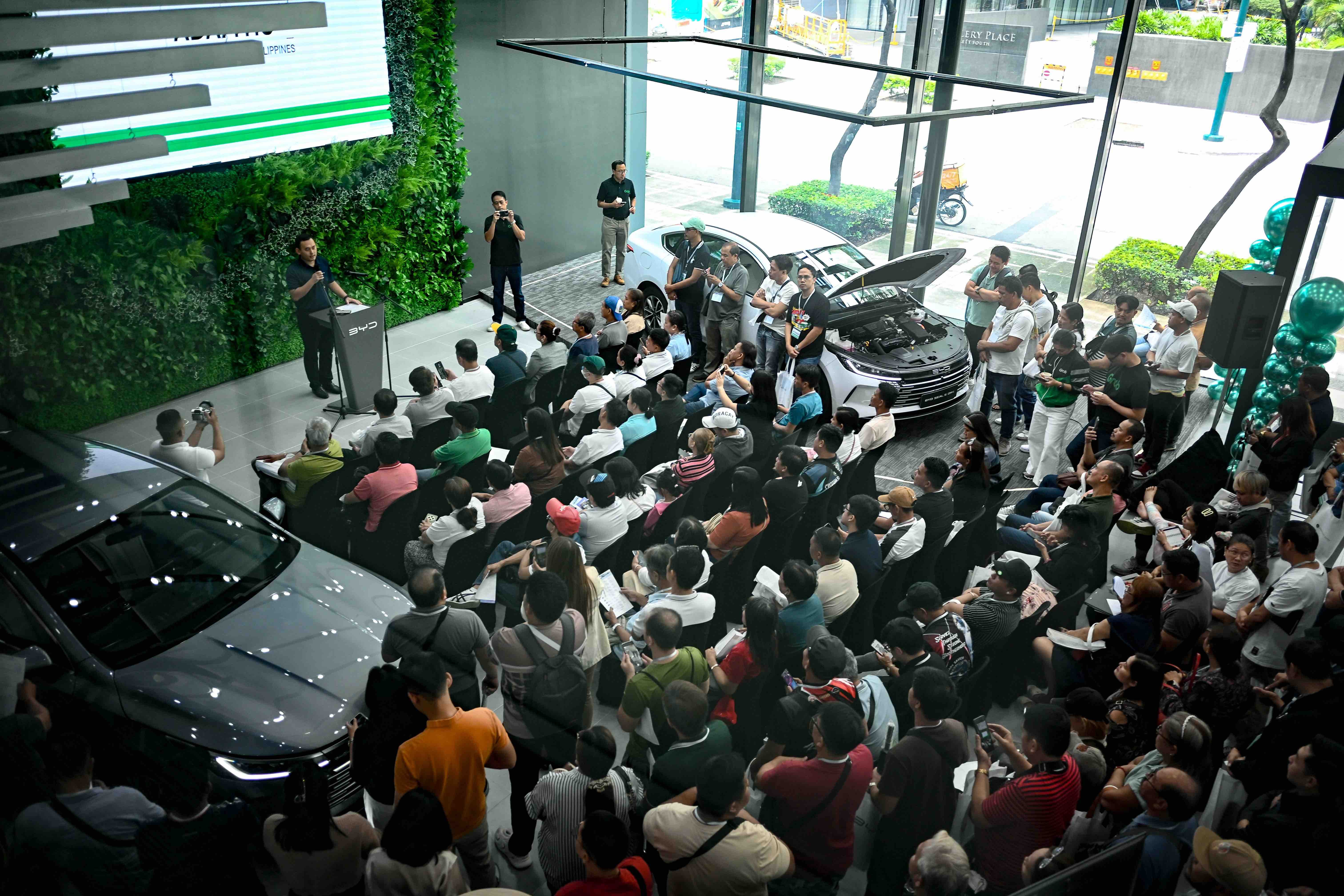 BYD and Grab team up to promote electric rides