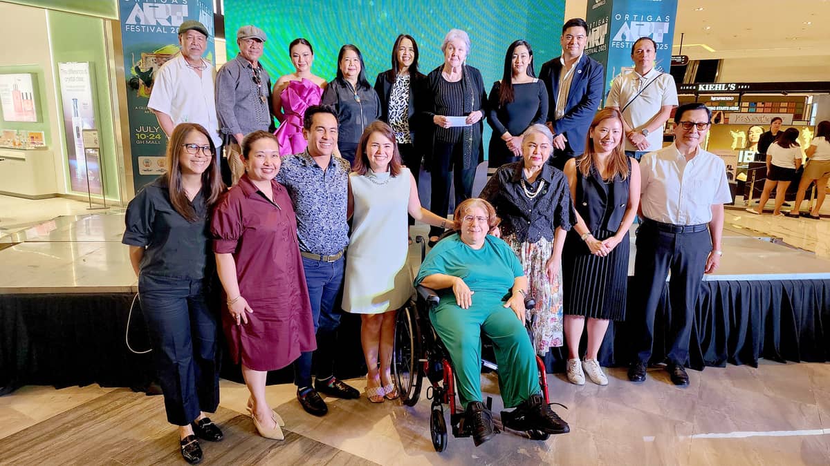 Artists and organizers of the Ortigas Art Festival including Angono artist Totong Francisco; Nemiranda, founder of Angono Ateliers Association; fashion designer Chynna Mamawal; Tess Rayos Del Sol, head of the NCCA National Committee on Art Galleries; Renee Bacani, Ortigas Malls vice president; Helen Mirasol and Renato Habulan, Ortigas Art Festival head curators and consultants; Franz Lopez, Born in Film founder; Monique Castañeda, Ortigas Malls AVP and head of Marketing; Ortigas family members JV Sullano, Alex Ortigas-Sullano, Maritess Ortigas, Maite Ortigas; and Cathy Dueñas, Ortigas Malls AVP head of Leasing.