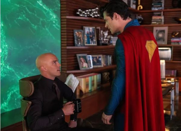 LEX Luthor (Nicholas Hoult) and Superman (David Corenswet) in a scene.