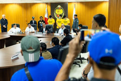 Homicide charges slapped vs TNVS driver’s slay suspects