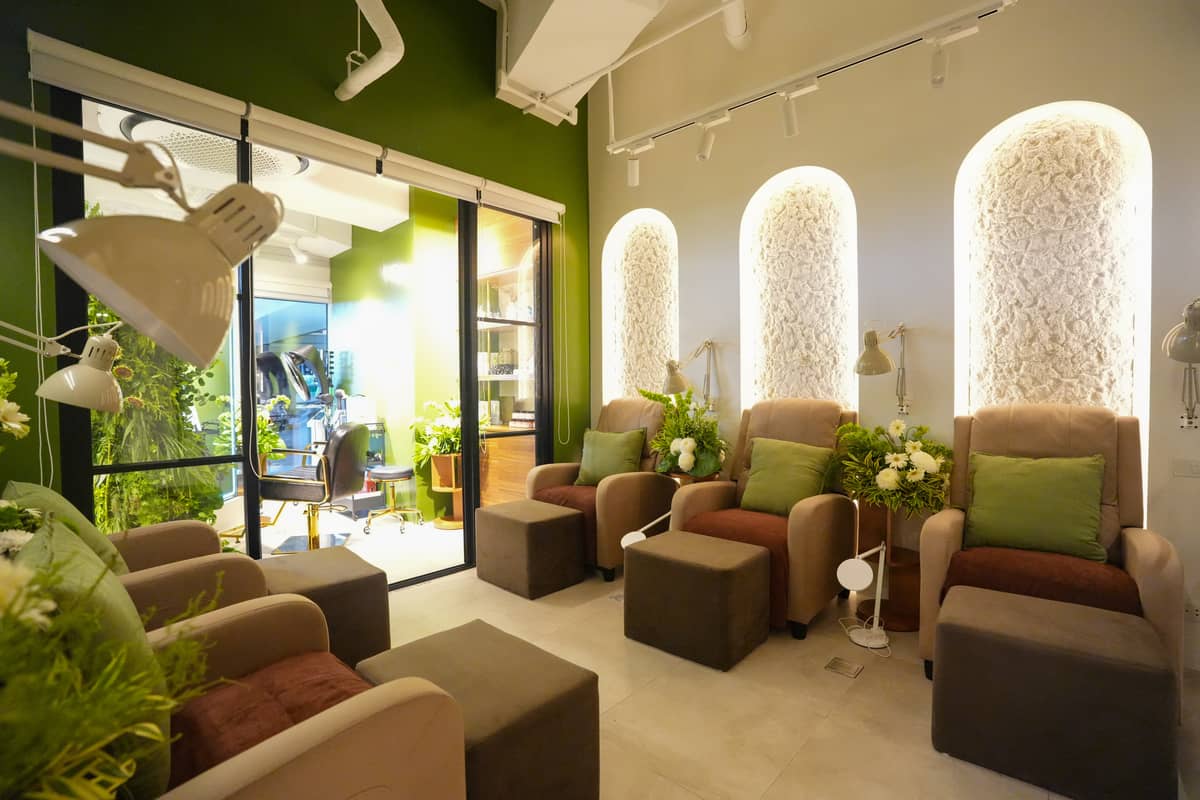 Relaxant Spa x Go Salon offers luxurious nail services, including classic manicures and pedicures, intricate nail art and rejuvenating foot spas.